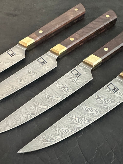 Special!  20% OFF - Damasteel Steak Knife Set of 4 in Walnut Cradle - Walnut with Twist Pattern